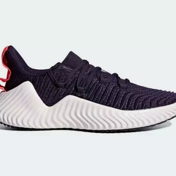 Adidas Alphabounce Trainer women shoes NWT Adidas Alphabounce Trainer women shoes NWT